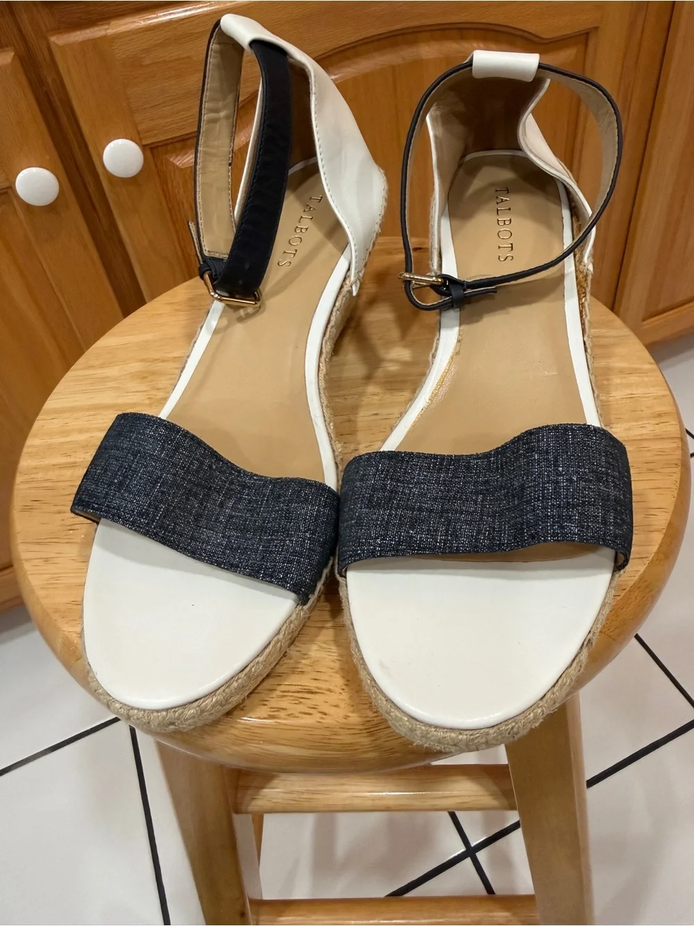 Talbots 10.5 Navy White Leather Espadrille Wedge Sandals Coasta